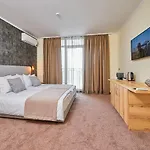 Aparthotel Sunny 3*